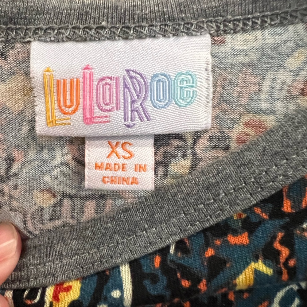 LuLaRoe Randy Top - Picture 3 of 3
